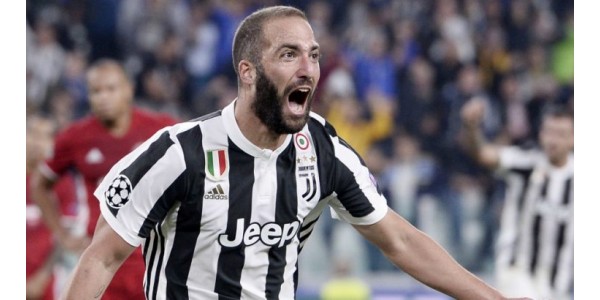 Higuaín está lesionado e ele está jogando no antigo clube